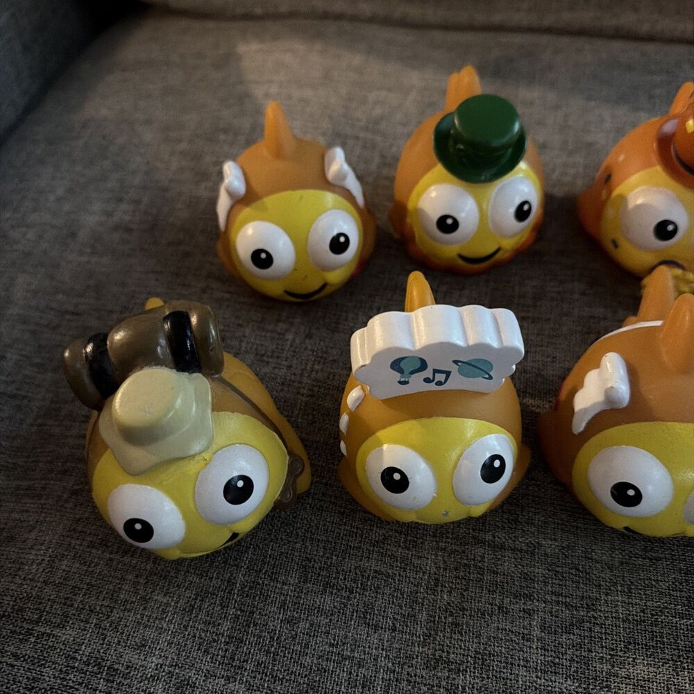 Goldfish Swim School Rubber Bath Pool Toy Lot of 12 Fun Designs! - Picture 4 of 5
